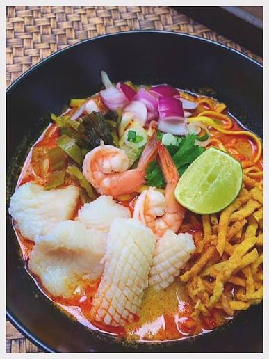 ข้าวซอยทะเล